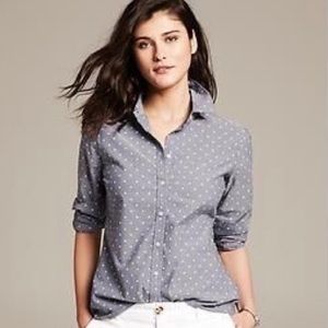 Banana Republic | Women’s Button Down Shirt Large